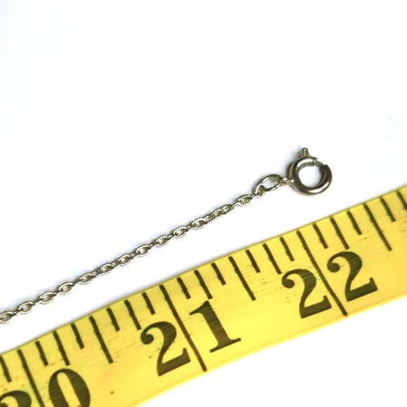 Marie Antoinette Portrait Milk Glass Pendant Victorian-Style Necklace 22-Inches - Picture 5 of 6